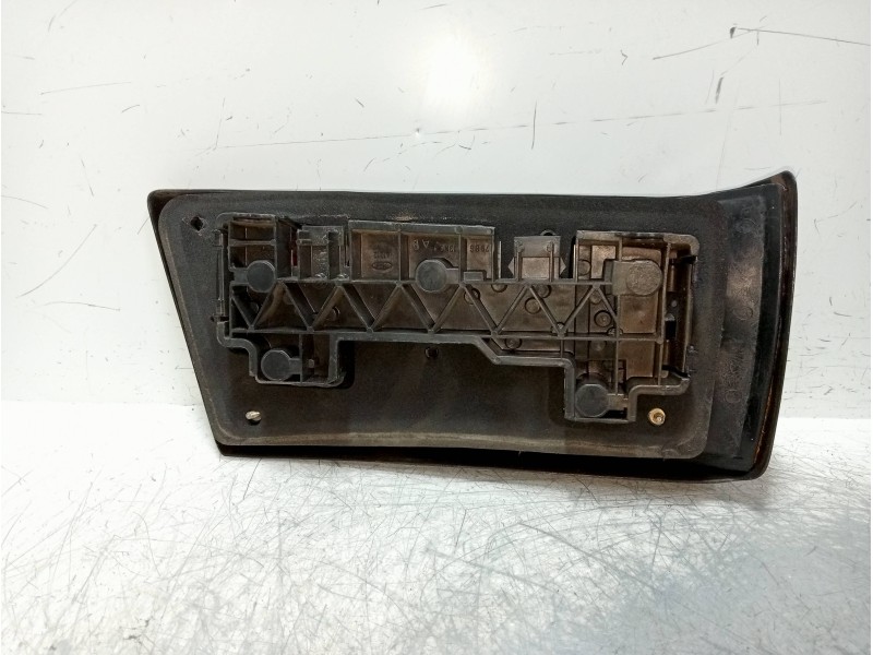 Recambio de piloto trasero derecho para ford orion referencia OEM IAM   