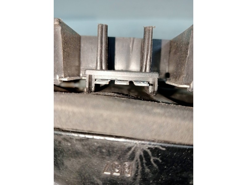 Recambio de piloto trasero derecho para ford orion referencia OEM IAM   