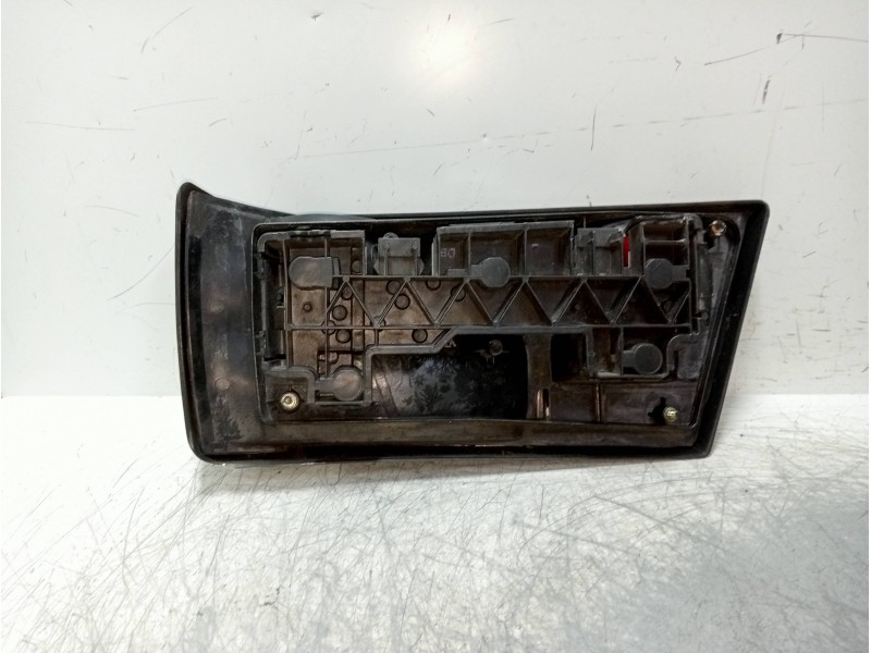 Recambio de piloto trasero izquierdo para ford orion 1.6 d referencia OEM IAM   