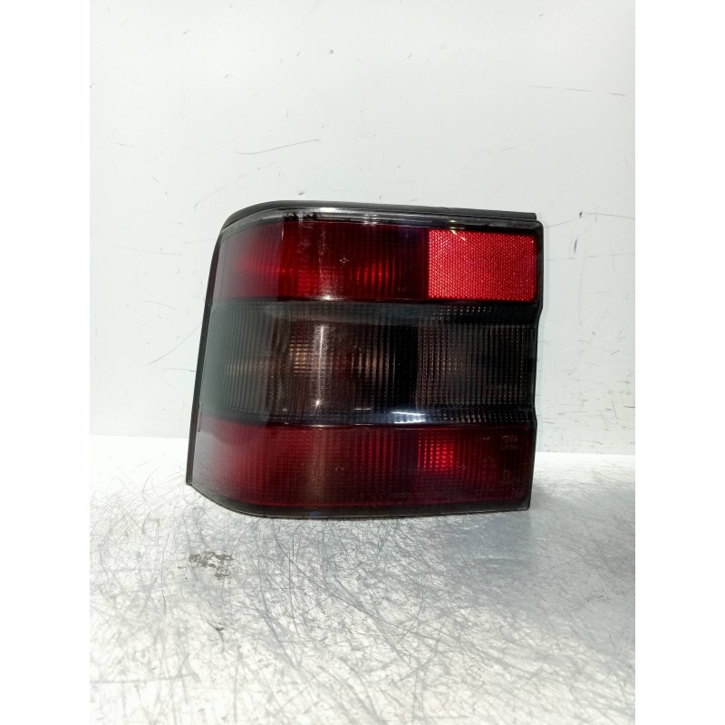 Recambio de piloto trasero izquierdo para ford scorpio 2.0 cat referencia OEM IAM 92GG13A603AB  