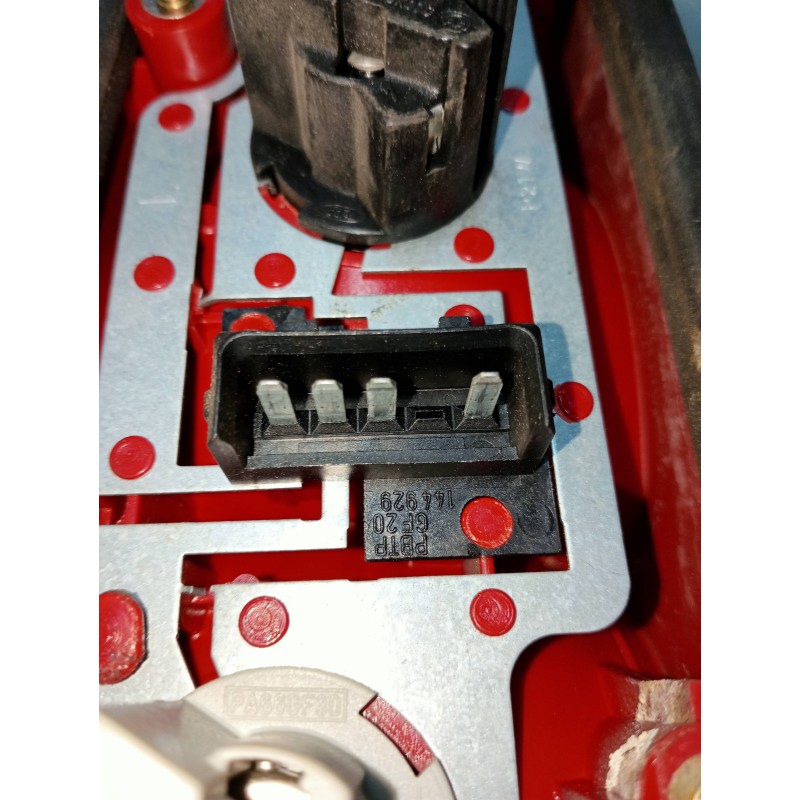 Recambio de piloto trasero izquierdo para ford scorpio berl./turnier 24v ghia berlina referencia OEM IAM   