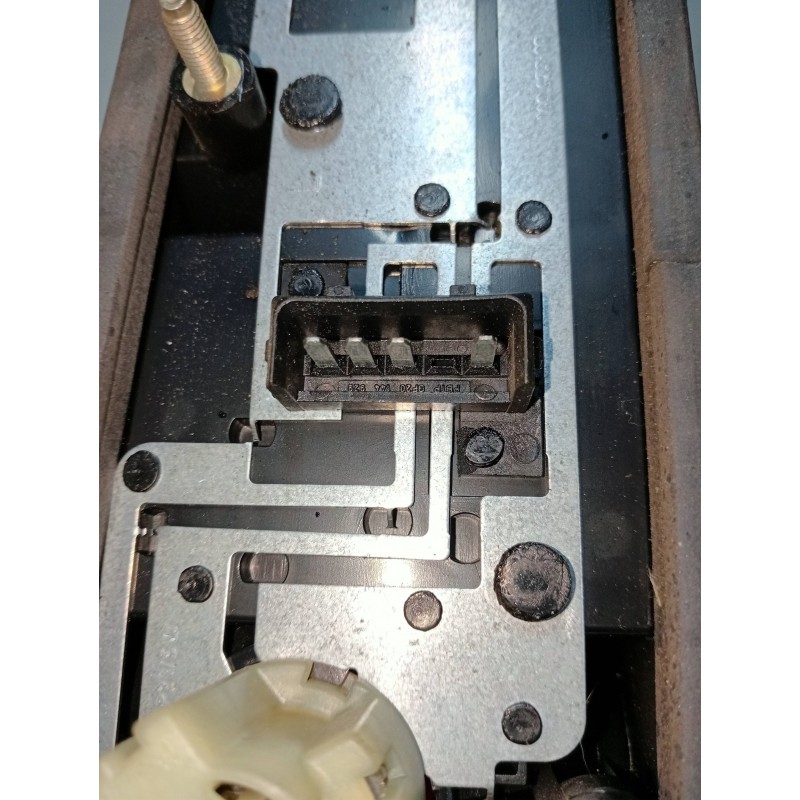 Recambio de piloto trasero izquierdo para ford scorpio berl./turnier 2.0 16v cat referencia OEM IAM   