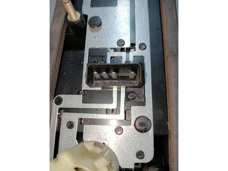 Recambio de piloto trasero izquierdo para ford scorpio berl./turnier 2.0 16v cat referencia OEM IAM   