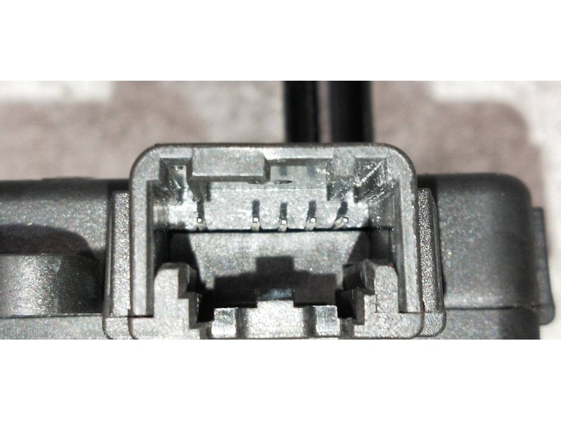 Recambio de motor apertura trampillas climatizador para ford mondeo lim. trend referencia OEM IAM DG9H19E616BA  