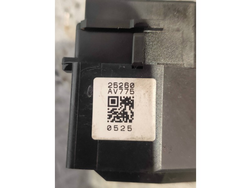 Recambio de mando limpia para nissan terrano/terrano.ii (r20) 2.7 turbodiesel referencia OEM IAM 25260AV775  