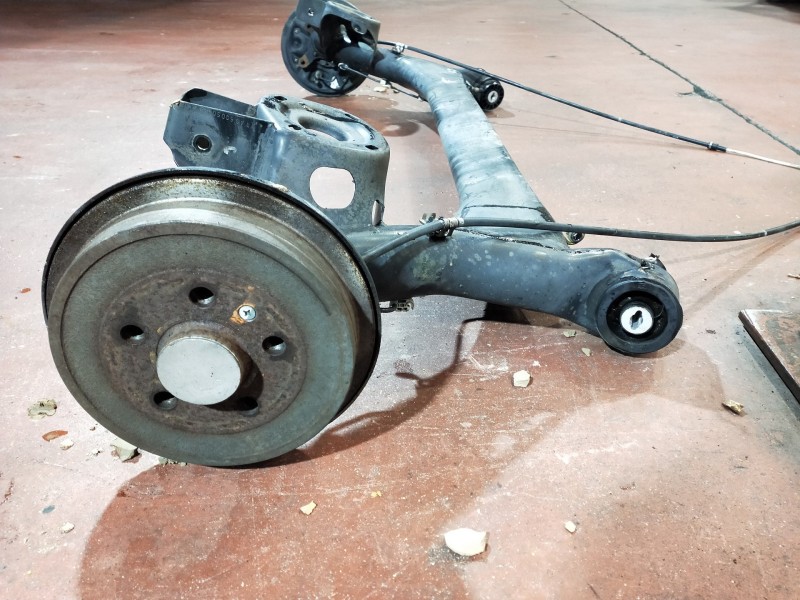 Recambio de puente trasero para seat ibiza (6l1) signo referencia OEM IAM   