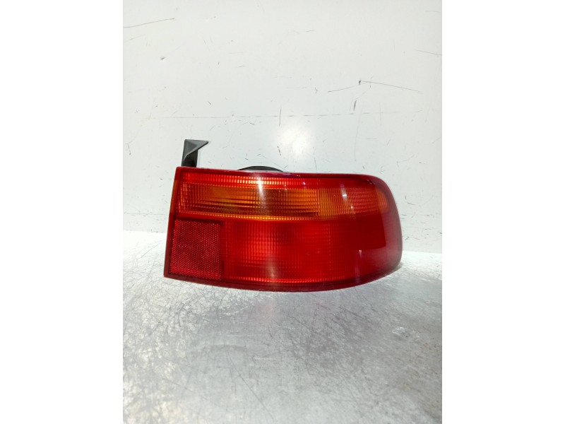 Recambio de piloto trasero derecho para honda accord berlina (cc/ce) 2.0 cat referencia OEM IAM   