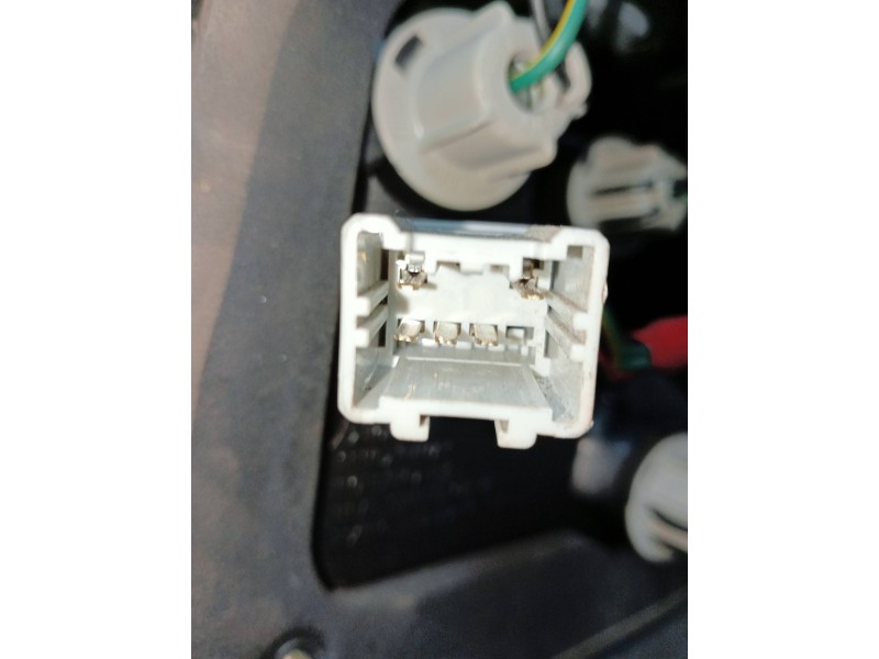 Recambio de piloto trasero derecho para honda civic berlina .5 (ma/mb) 1.5 cat referencia OEM IAM   