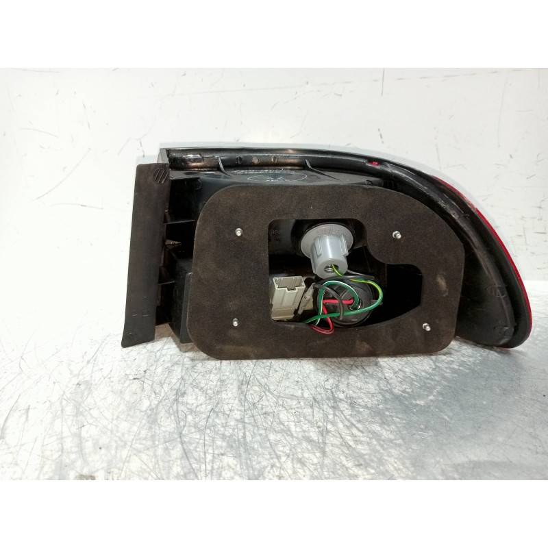 Recambio de piloto trasero izquierdo para honda civic berlina (eg/eh) 1.5 lsi 3 berlina (eg4) referencia OEM IAM   
