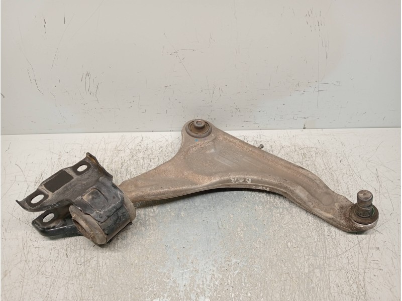 Recambio de brazo suspension inferior delantero derecho para land rover evoque dynamic referencia OEM IAM BJ323A052  