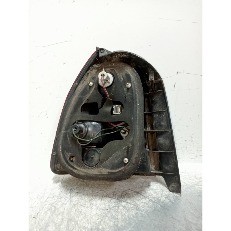 Recambio de piloto trasero derecho para honda civic berlina 3/4 (ej/ek) 1.5 ls vtec 3 berlina (ek3) referencia OEM IAM   