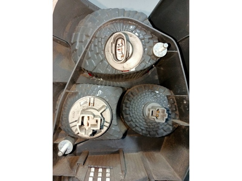 Recambio de piloto trasero derecho para honda civic berlina 5 (eu7/8) 1.7 cdti cat referencia OEM IAM   