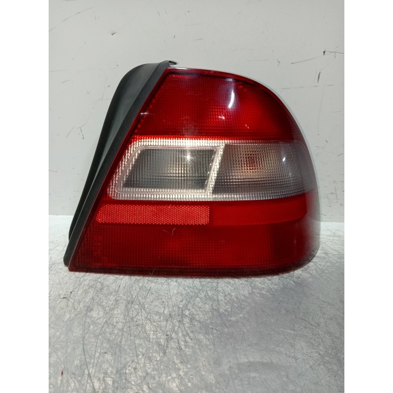 Recambio de piloto trasero derecho para honda civic berlina .5 (ma/mb) 1.5 ls (mb3) referencia OEM IAM   