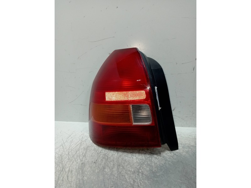 Recambio de piloto trasero izquierdo para honda civic berlina 3/4 (ej/ek) 1.5 ls vtec 3 berlina (ek3) referencia OEM IAM   