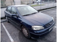 opel astra g berlina del año 2001