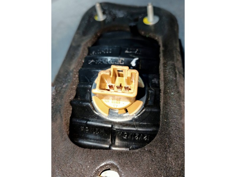 Recambio de piloto trasero izquierdo interior para honda civic berlina 5 (fk) 2.2 i-ctdi sport referencia OEM IAM   