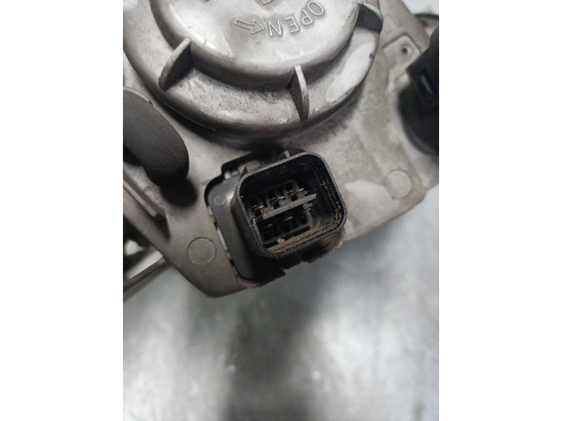 Recambio de faro izquierdo para hyundai coupe (rd) 2.0 fx referencia OEM IAM   LUPA