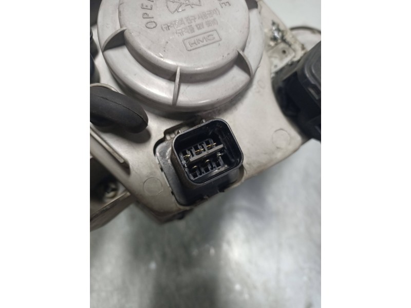 Recambio de faro izquierdo para hyundai coupe (j2) 2.0 fx coupe referencia OEM IAM   LUPA