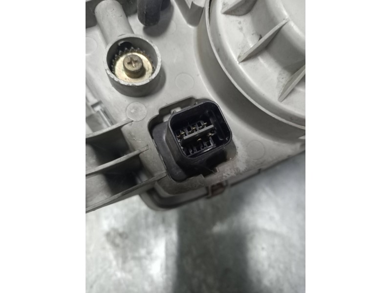 Recambio de faro izquierdo para hyundai accent (x3) 1.3 gls referencia OEM IAM    Recambio de faro izquierdo para hyundai accent (x3) 1.3 gls referencia OEM IAM