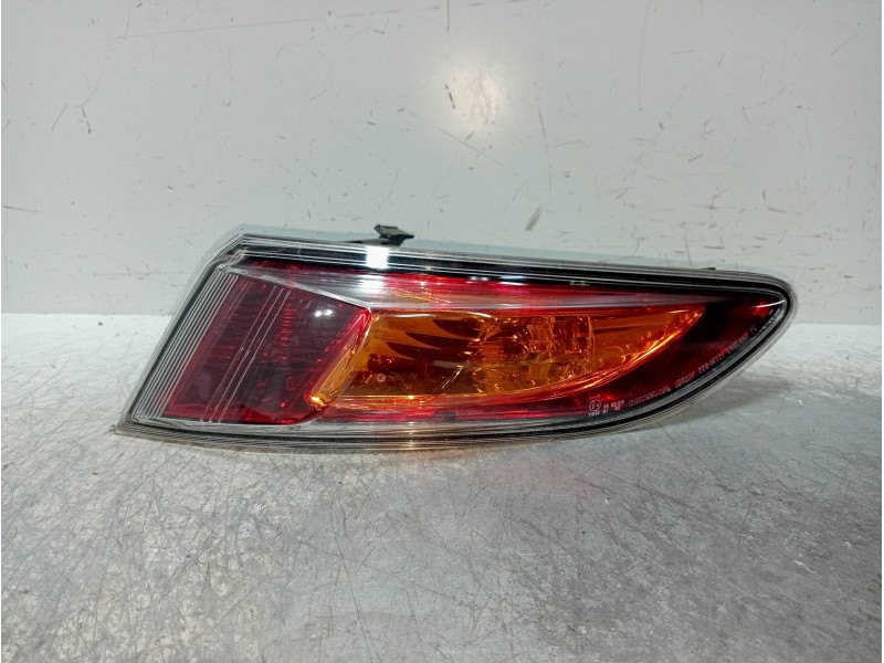 Recambio de piloto trasero derecho para honda civic berlina 5 (fk) 1.8 vtec cat referencia OEM IAM   