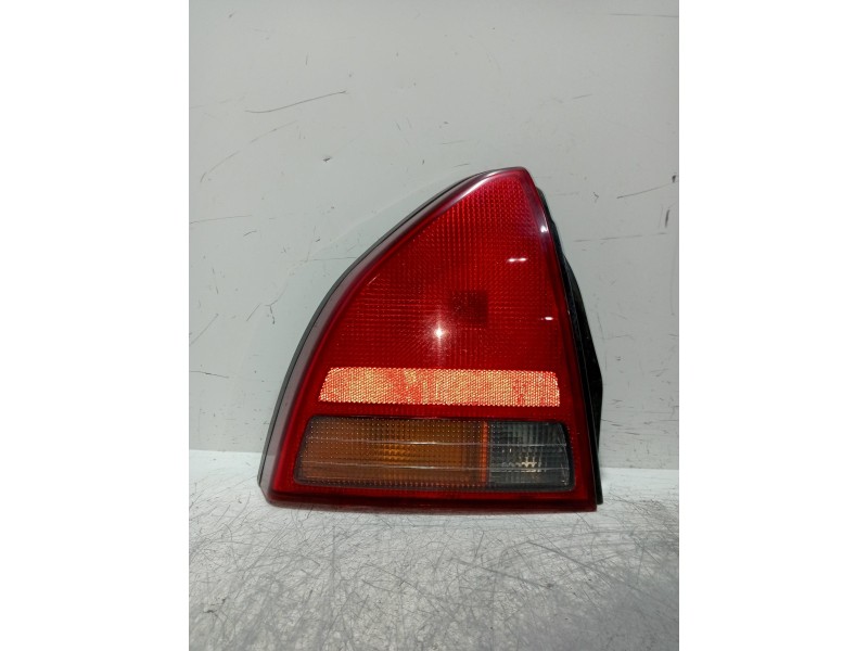 Recambio de piloto trasero izquierdo para honda prelude (bb1/2/3) 2.2 cat referencia OEM IAM   