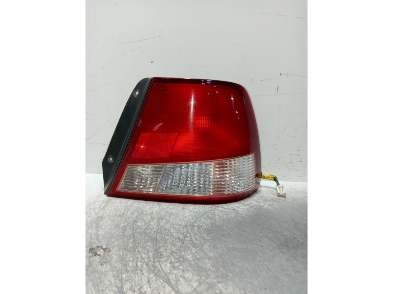 Recambio de piloto trasero derecho para hyundai accent (lc) 1.5 cat referencia OEM IAM   