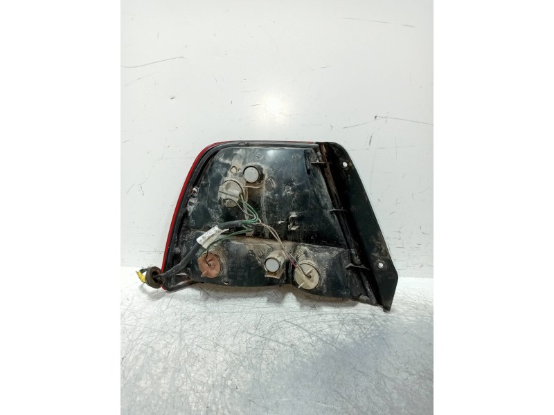 Recambio de piloto trasero derecho para hyundai accent (lc) 1.5 cat referencia OEM IAM   