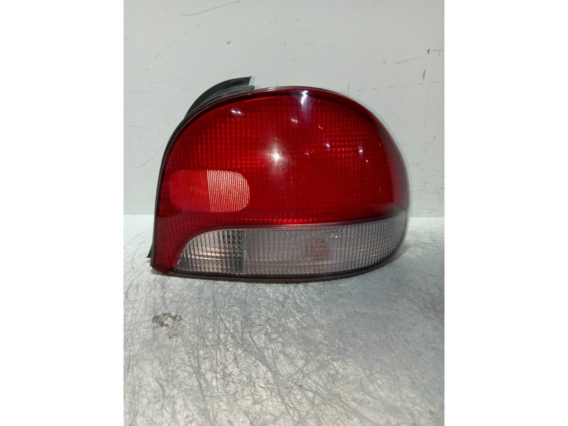 Recambio de piloto trasero derecho para hyundai accent (x3) 1.3 12v cat referencia OEM IAM    Recambio de piloto trasero derecho para hyundai accent (x3) 1.3 12v cat referencia OEM IAM