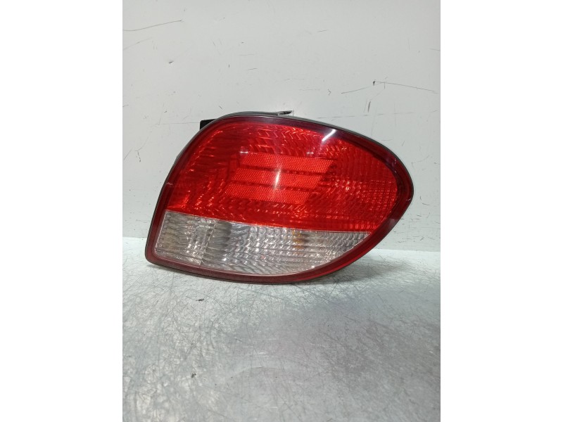 Recambio de piloto trasero derecho para hyundai coupe (j2) 1.6 16v cat referencia OEM IAM   