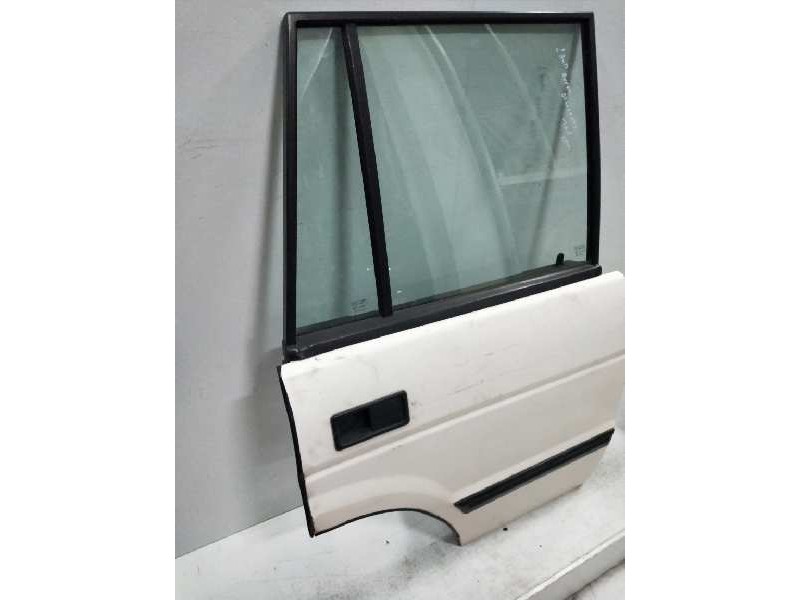 Recambio de puerta trasera derecha para land rover discovery (lt) referencia OEM IAM   