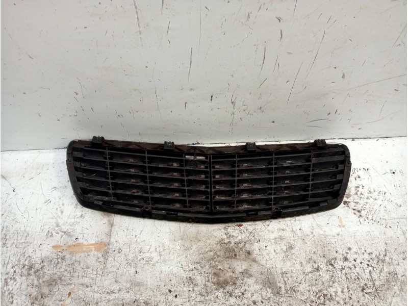 Recambio de rejilla delantera para mercedes clase e (w211) familiar 320 t cdi (211.226) referencia OEM IAM   