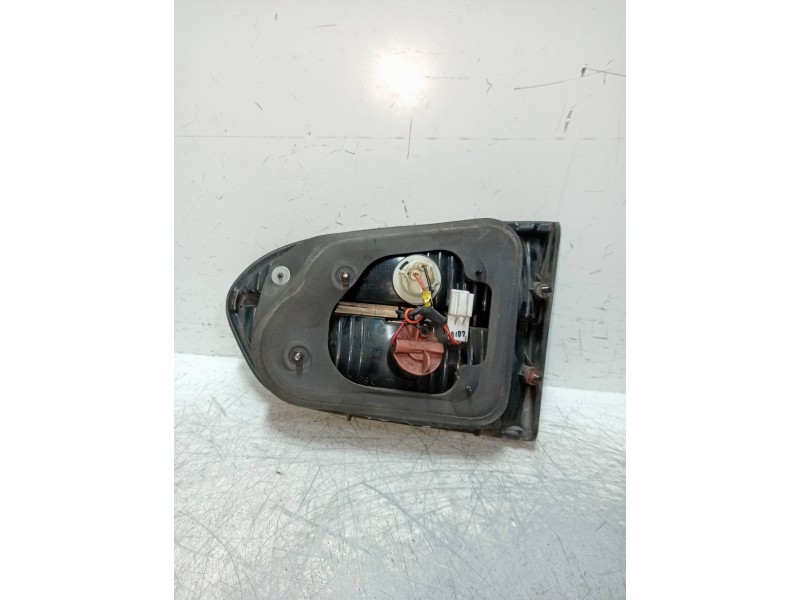 Recambio de piloto trasero izquierdo interior para hyundai h 1 2.5 turbodiesel referencia OEM IAM   