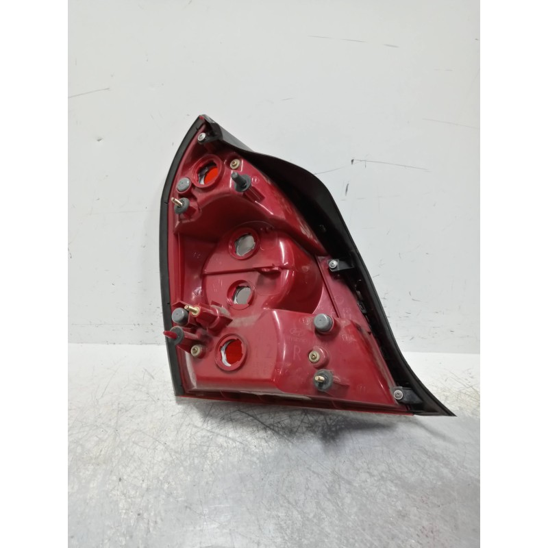 Recambio de piloto trasero derecho para hyundai elantra (xd) 2.0 cdri gls (4-ptas.) (2004) referencia OEM IAM   