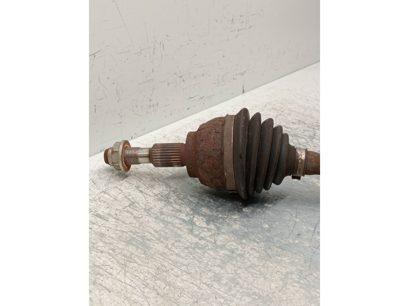 Recambio de transmision delantera izquierda para ford mondeo lim. trend referencia OEM IAM DG913B437DE  