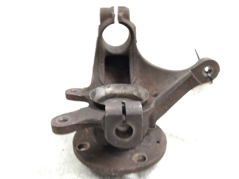 Recambio de mangueta delantera derecha para ford fiesta berl./courier 1.8 referencia OEM IAM   