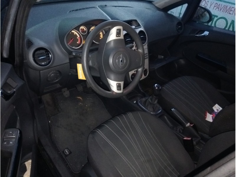 opel corsa d del año 2007