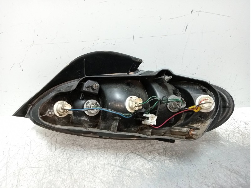 Recambio de piloto trasero izquierdo para hyundai lantra familiar (rd) 1.9 diesel cat referencia OEM IAM   