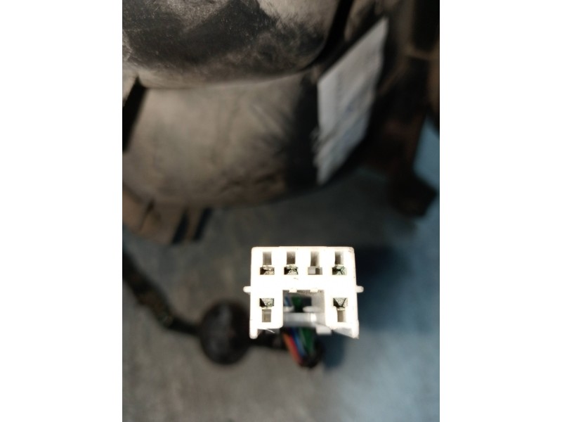 Recambio de piloto trasero derecho para hyundai lantra familiar (rd) 1.6 cat referencia OEM IAM   