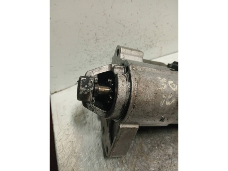 Recambio de motor arranque para peugeot 308 sw confort referencia OEM IAM M000T32271ZE  