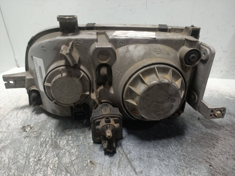 Recambio de faro derecho para kia joice ls referencia OEM IAM   