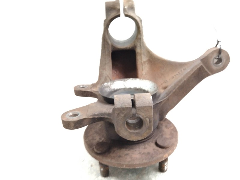 Recambio de mangueta delantera izquierda para ford fiesta berl./courier 1.8 referencia OEM IAM   