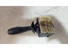 Recambio de mando limpia para renault captur helly hansen referencia OEM IAM 255675887R   2