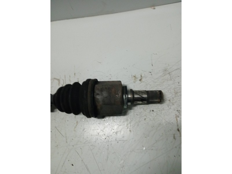 Recambio de transmision delantera izquierda para nissan primera berlina (p12) acenta referencia OEM IAM   