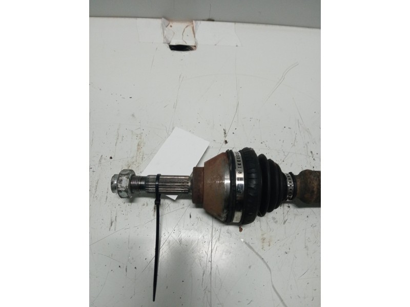 Recambio de transmision delantera derecha para seat marbella 0.9 referencia OEM IAM   