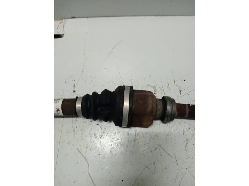 Recambio de transmision delantera derecha para peugeot 308 sw confort referencia OEM IAM   