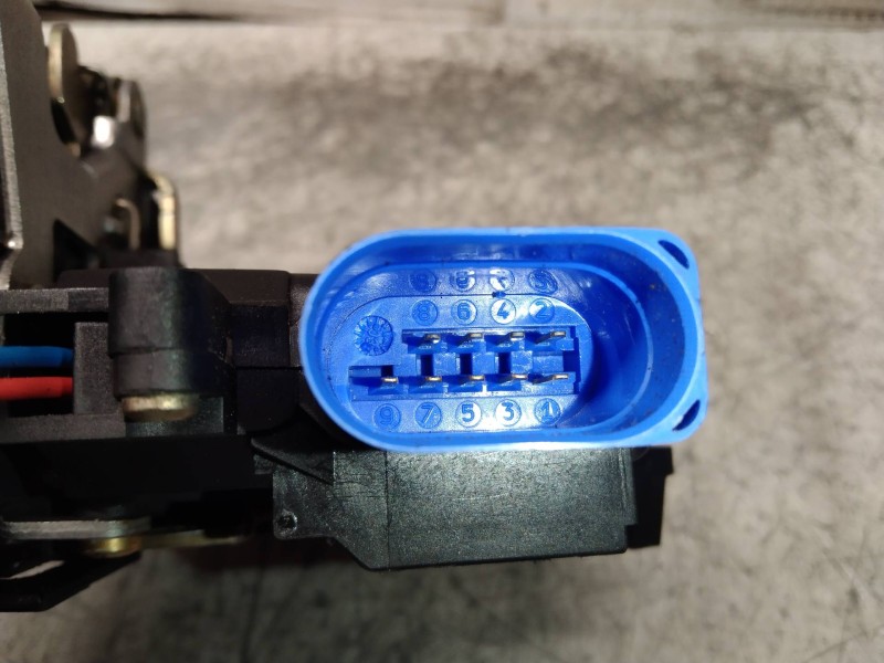 Recambio de motor cierre centralizado delantero derecho para seat altea (5p1) hot referencia OEM IAM 3D1837016  5P