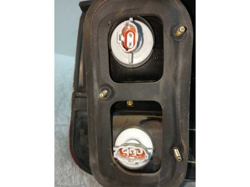 Recambio de piloto trasero derecho para hyundai santamo gl referencia OEM IAM   