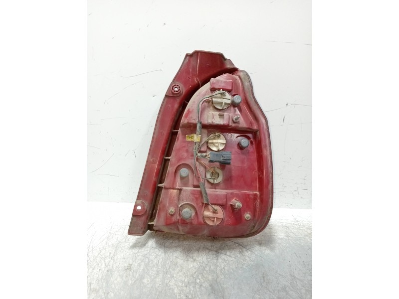 Recambio de piloto trasero izquierdo para hyundai terracan (hp) 2.9 crdi gls referencia OEM IAM   