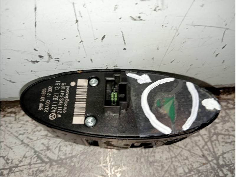 Recambio de mando elevalunas delantero derecho para mercedes clase e (w211) familiar 320 t cdi (211.226) referencia OEM IAM A211