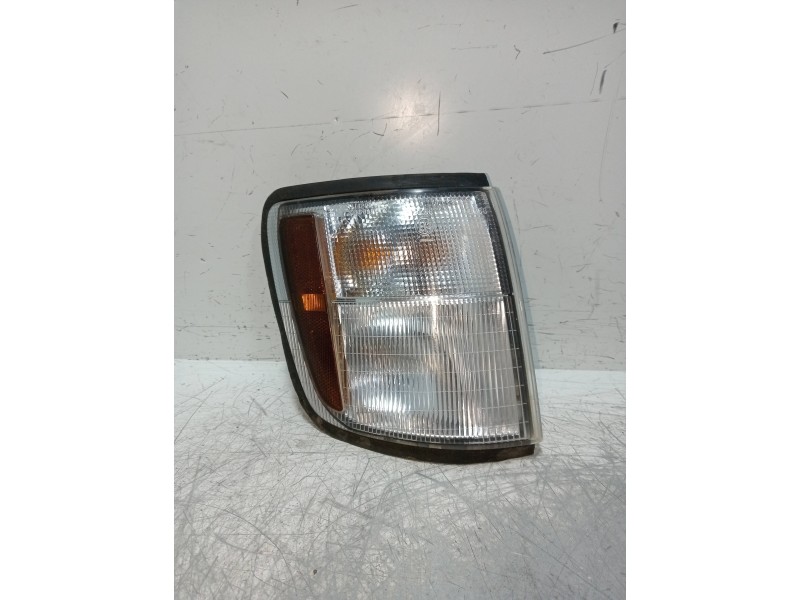 Recambio de piloto delantero derecho para isuzu trooper 3.0 dti cat referencia OEM IAM   